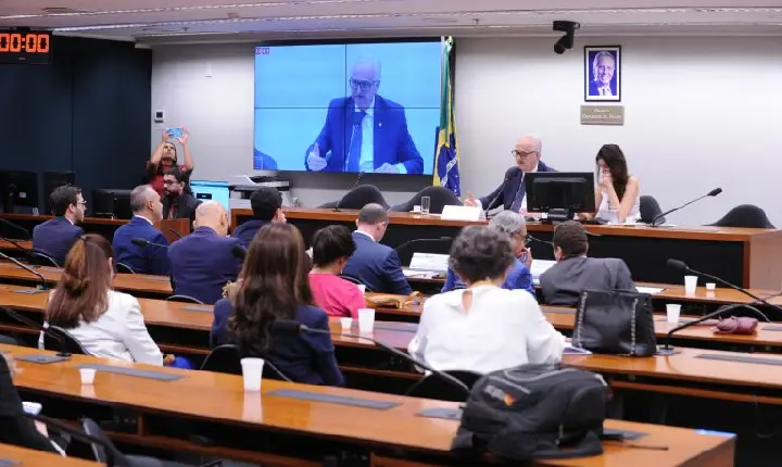 Aumento de imposto sobre produtos médicos prejudica hospitais e pacientes, dizem especialistas