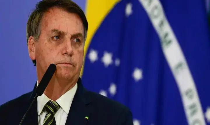 Bolsonaro diz que sempre jogou “dentro das quatro linhas”