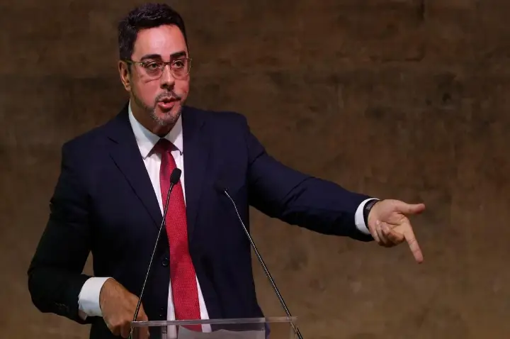 Bretas critica STF e aponta censura no país após punição do CNJ