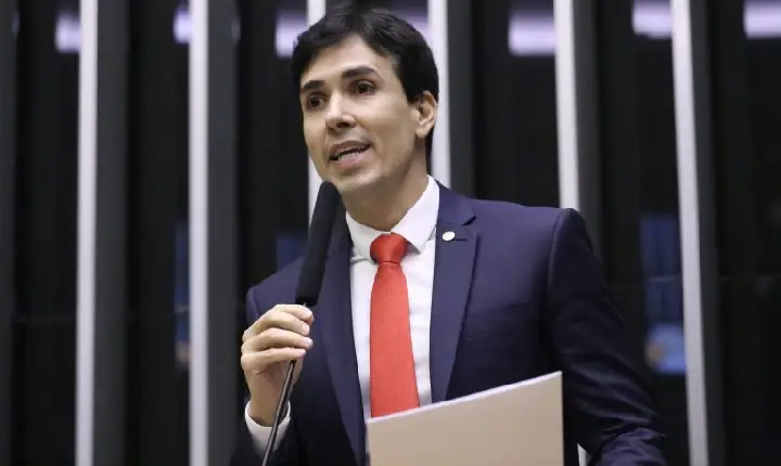 Câmara aprova isenção de IPVA para veículos com mais de 20 anos