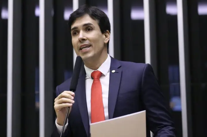 Câmara aprova isenção de IPVA para veículos com mais de 20 anos