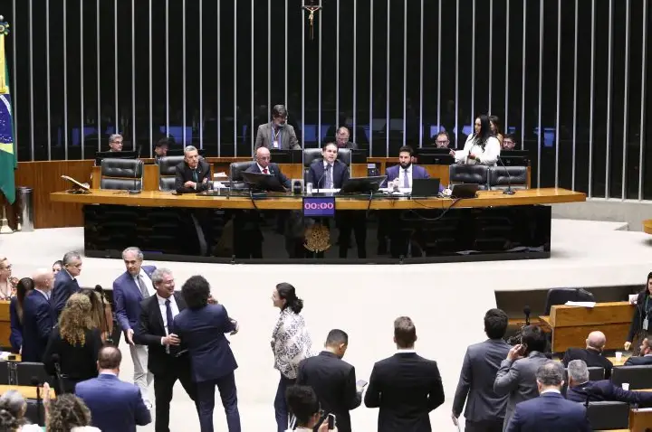 Câmara aprova projeto que cria a Semana Nacional de Retiros Culturais