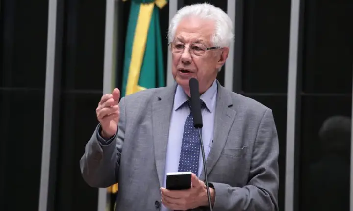 Câmara aprova projeto que facilita acesso ao seguro de exportação