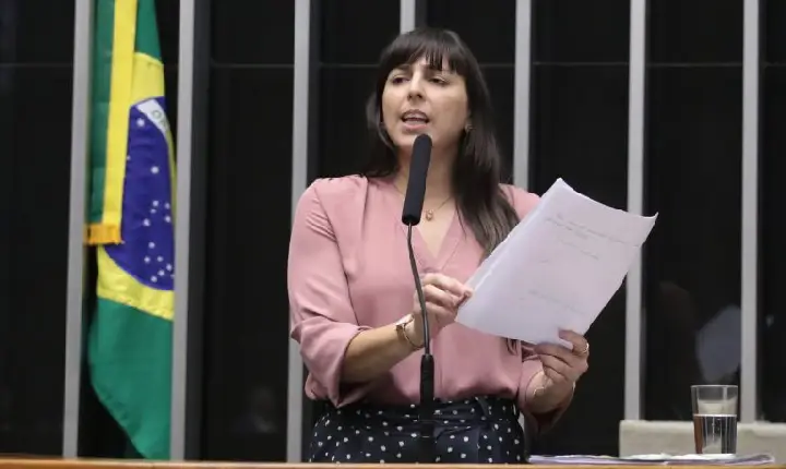 Câmara aprova projeto que prevê medidas para assegurar o convívio de crianças com a natureza