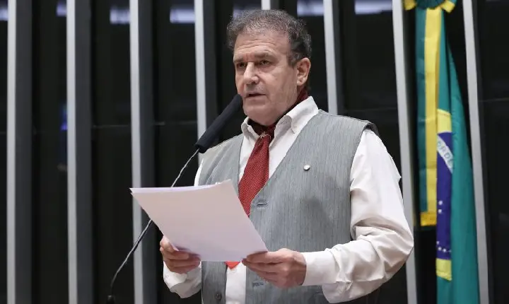 Câmara aprova projeto que reconhece município que se destacar em ações para pessoa idosa