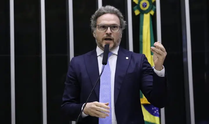 Câmara aprova proposta que define o crime de tráfico de animais silvestres; acompanhe