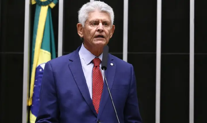 Câmara aprova redução de alíquotas tributárias para indústria química