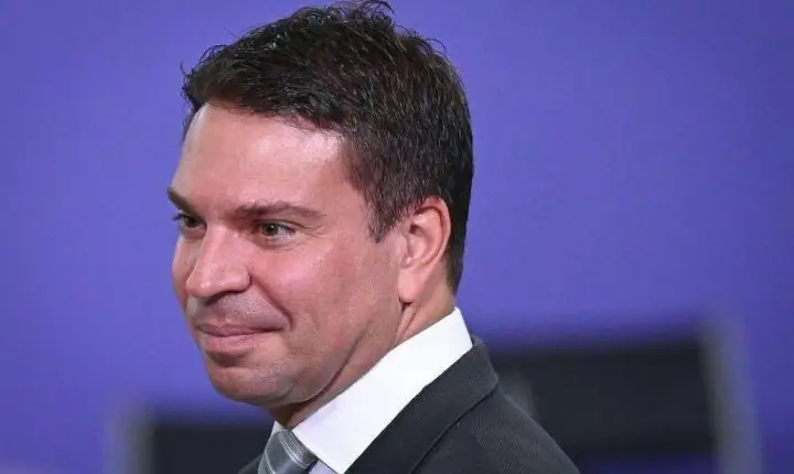 Câmara Aprova Suspensão de Ação Penal contra Delegado Ramagem Relacionada a Atos do 8 de Janeiro