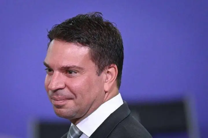 Câmara Aprova Suspensão de Ação Penal contra Delegado Ramagem Relacionada a Atos do 8 de Janeiro