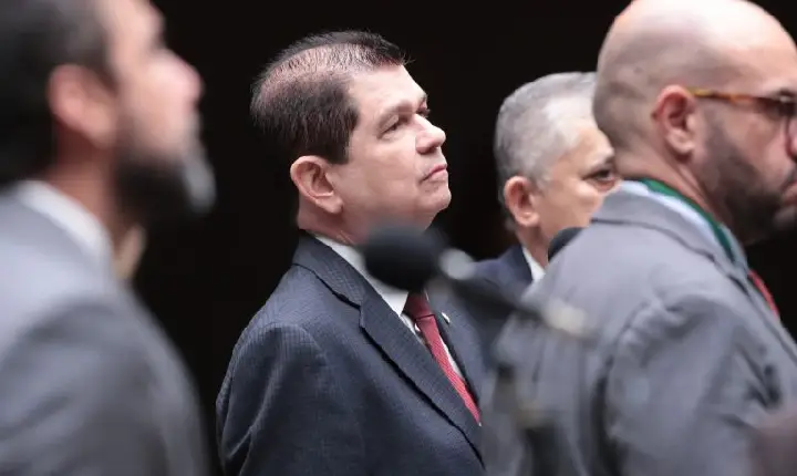 Câmara aprova texto-base com regras para o IBS previsto na reforma tributária