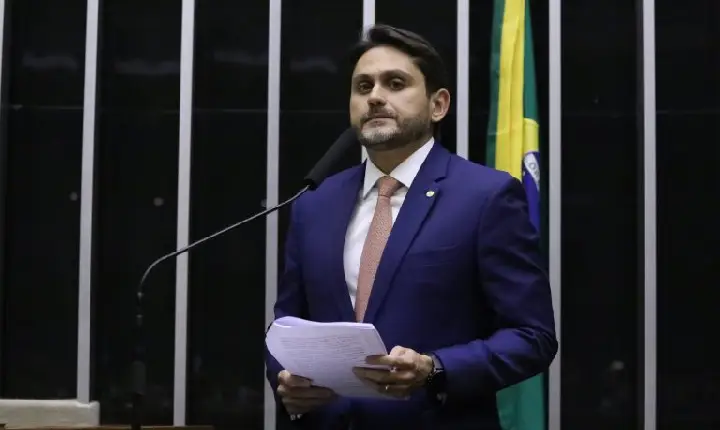 Câmara conclui votação de projeto que permite atualização do valor de bens no IR; acompanhe