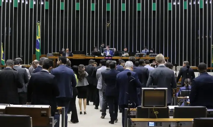 Câmara inicia votações desta quinta; acompanhe