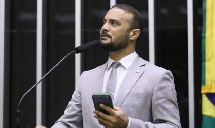 Cancelado debate sobre proposta que cria regras para buscas e abordagens policiais