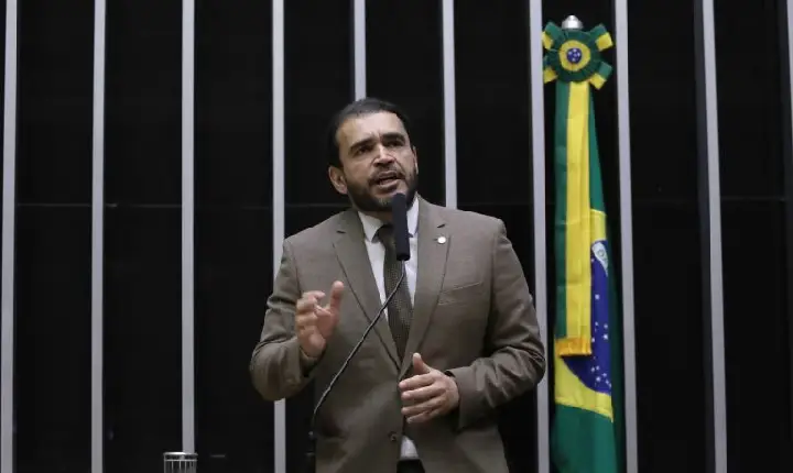 CCJ aprova exigência de justificativa técnica para rejeição de laudos periciais por juízes