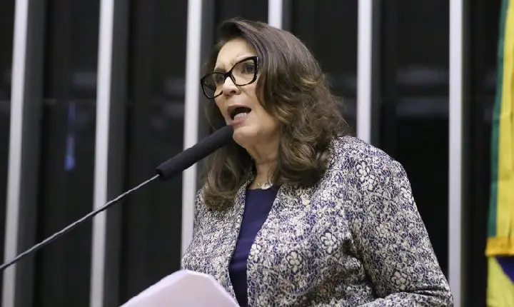 Comissão aprova ampliação de lista de beneficiários de regularização de ocupações urbanas