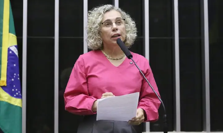 Comissão aprova atendimento prioritário para quem se autoagride
