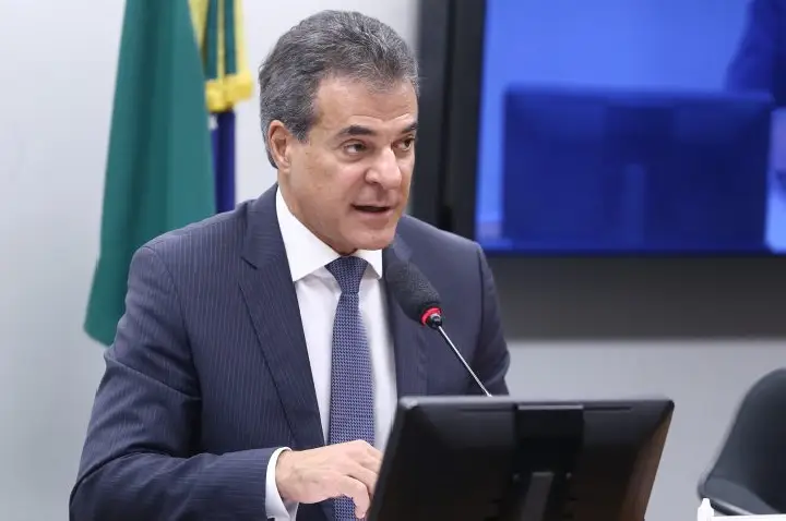 Comissão aprova criação de novos instrumentos de crédito para pequenas e médias empresas