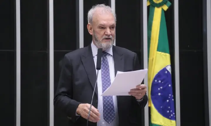 Comissão aprova criação de política de assistência para pessoas com alergias