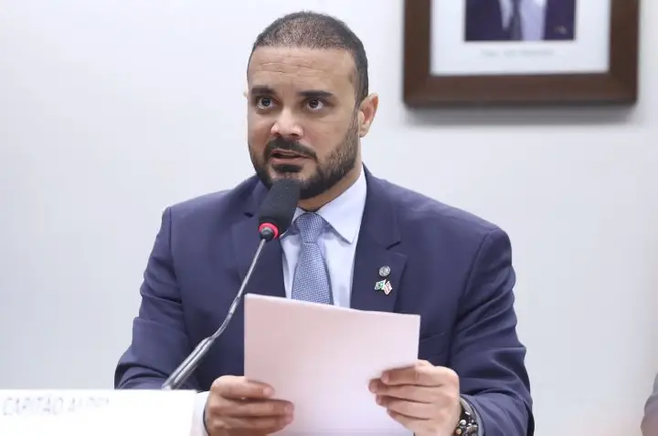 Comissão aprova incentivos para contratação de segurança privada em bares e casas noturnas