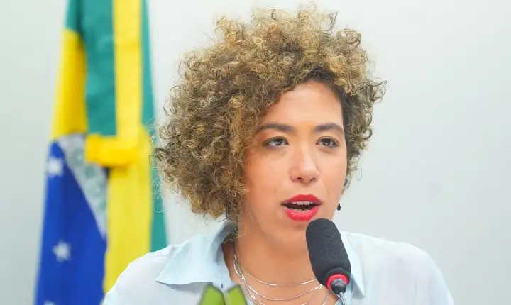 Comissão aprova marco legal para fortalecer o futebol feminino no Brasil
