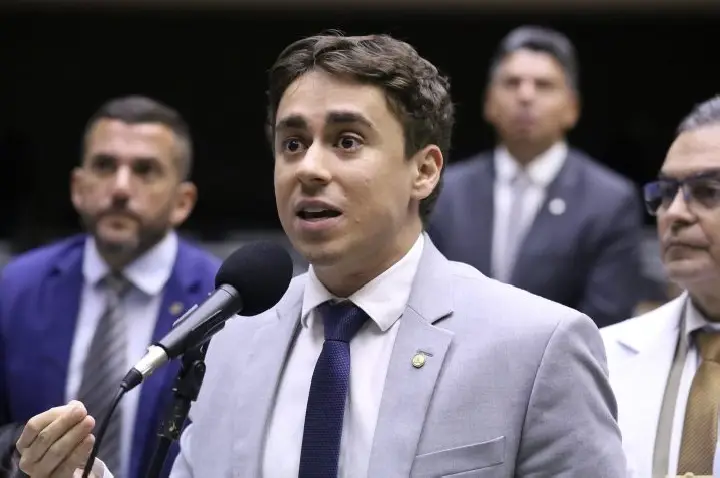 Comissão aprova matrícula garantida na rede pública para dependente de policial transferido