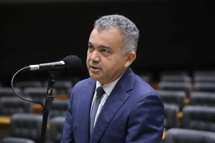 Comissão aprova medidas de proteção para pessoas idosas contra fraudes financeiras