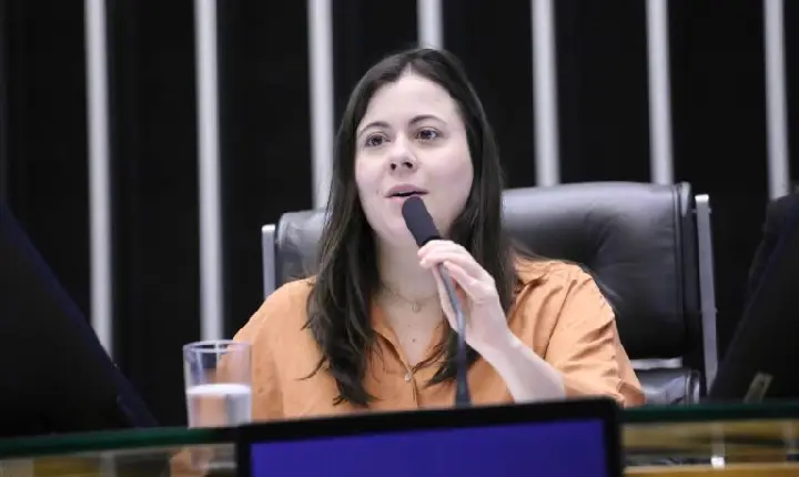 Comissão aprova obrigação de agressor pagar tratamento psicológico de vítimas de violência doméstica