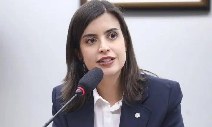 Comissão aprova pensão especial a vítimas de ataques em escolas