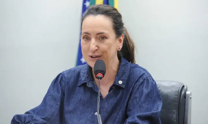 Comissão aprova prazos para ampliar o teste do pezinho até 2027