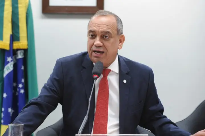 Comissão aprova prioridade no Minha Casa, Minha Vida para jovens que saíram de abrigos