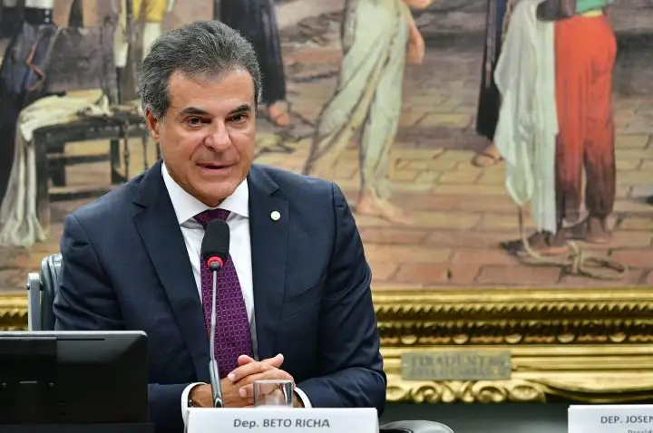 Comissão aprova programa de socorro a empresas afetadas por sobretaxa dos EUA