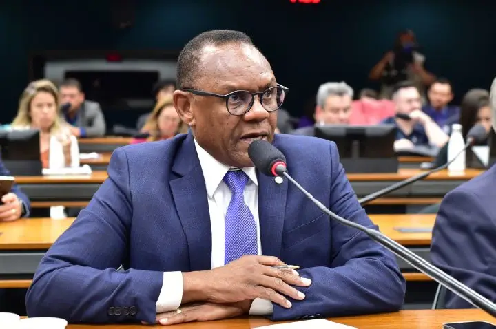 Comissão aprova projeto com medidas para aumentar proteção do consumidor em compras pela internet