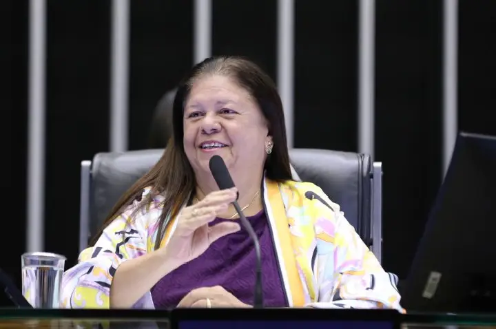 Comissão aprova projeto de unificação de protocolos de atendimento pré-natal no País