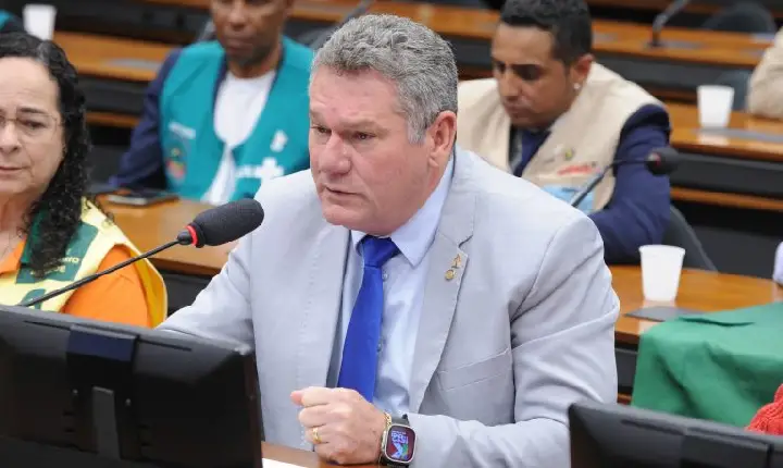Comissão aprova projeto para ampliar combate à exploração sexual no setor turístico