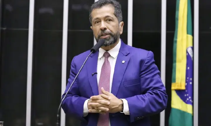 Comissão aprova projeto para garantir distribuição de água em regiões de seca