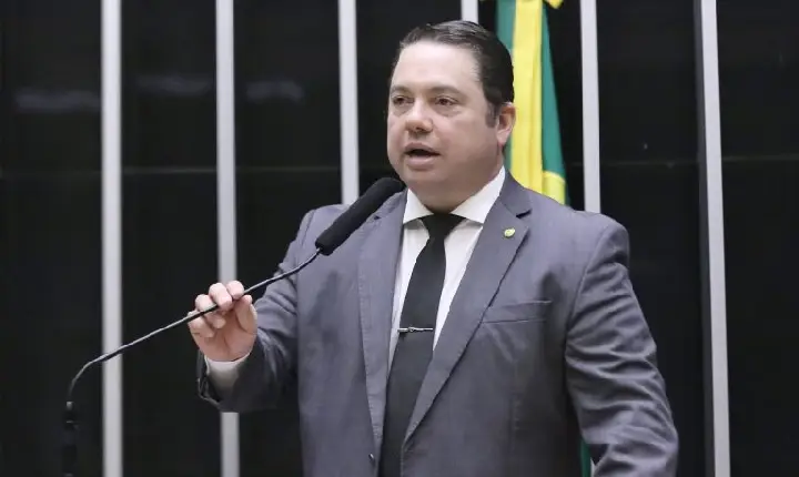 Comissão aprova projeto que cria programa de segurança no campo