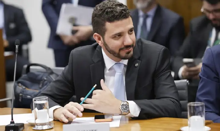 Comissão aprova projeto que cria programa para melhoria das estradas vicinais