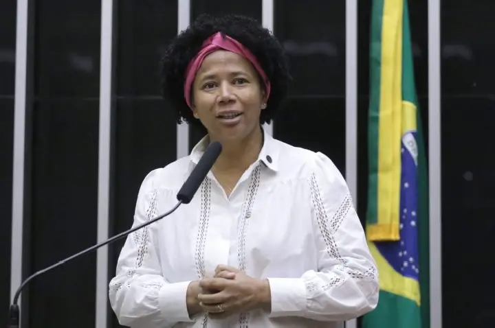 Comissão aprova projeto que cria protocolo de ajuda a indígenas durante desastres