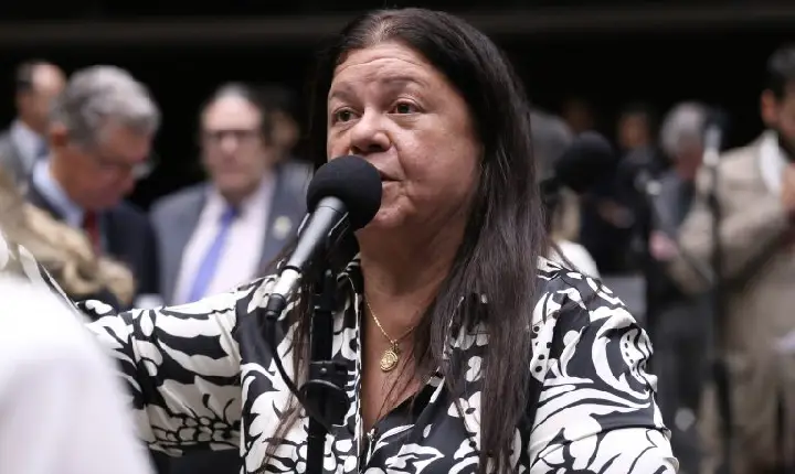 Comissão aprova projeto que equipara lúpus a deficiência para fins legais