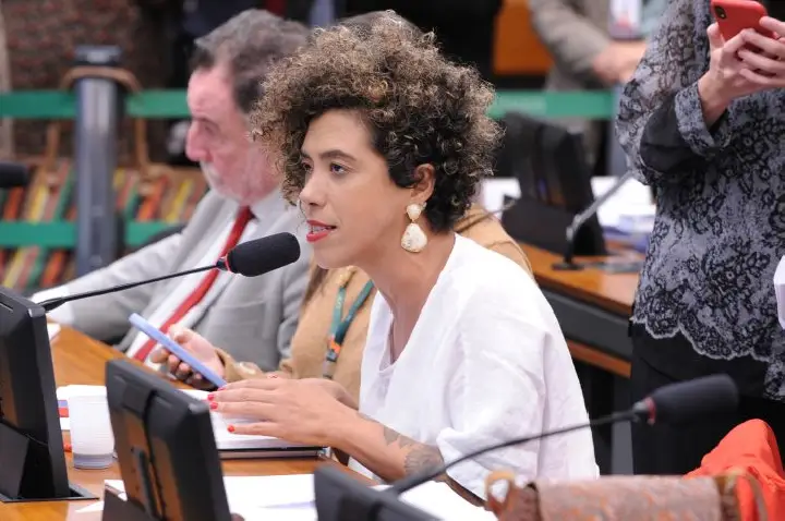Comissão aprova projeto que facilita acesso de vítimas de violência doméstica ao Minha Casa, Minha Vida