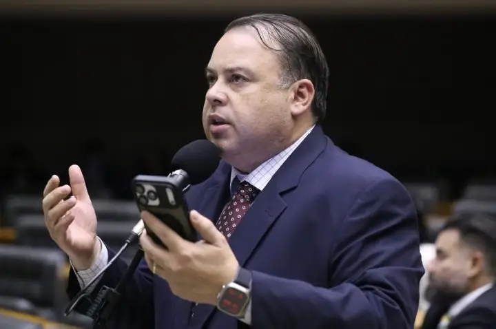 Comissão aprova projeto que incentiva inovação e tecnologia em regiões com menor IDH no Brasil