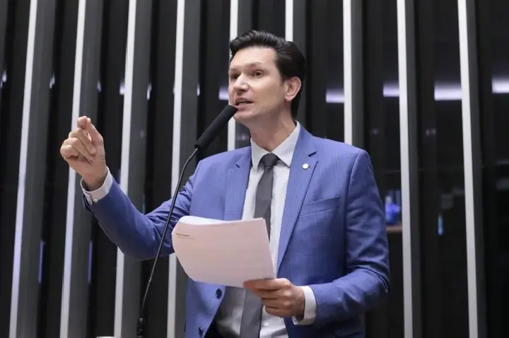 Comissão aprova projeto que inclui academias no Programa Emergencial de Retomada do Setor de Eventos