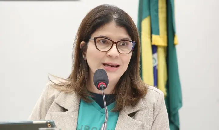 Comissão aprova projeto que obriga planos de saúde a cobrir exames pedidos por nutricionistas