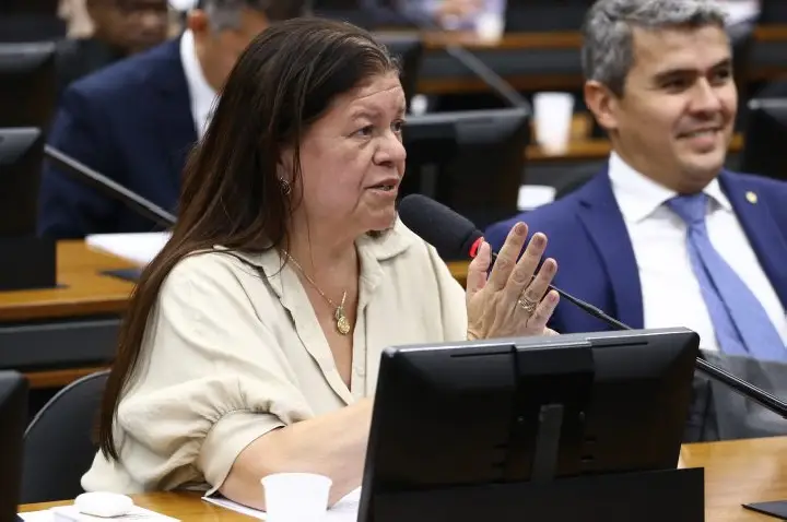 Comissão aprova projeto que permite responsabilizar parte por dano processual