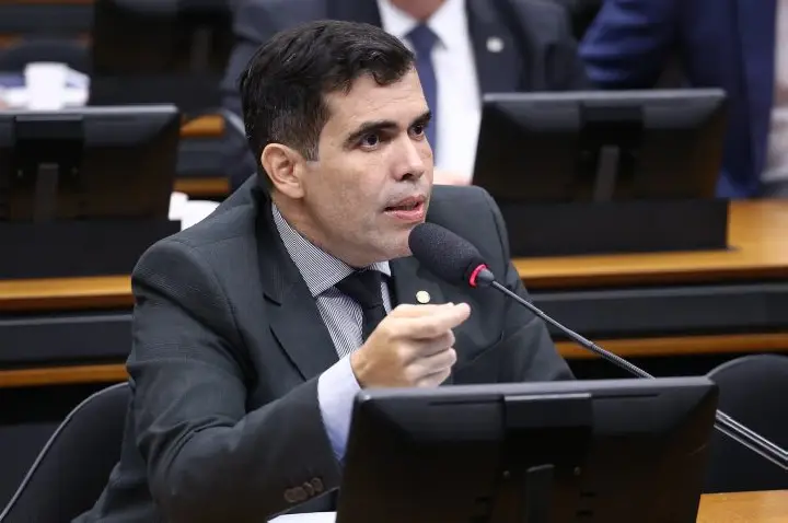 Comissão aprova projeto que proíbe circunstância atenuante em crimes de violência sexual