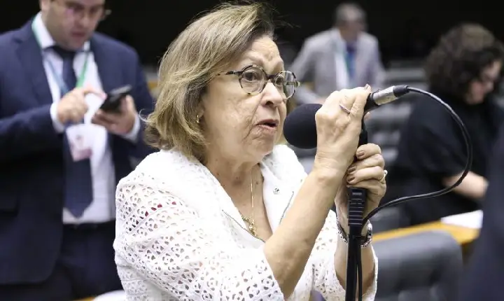 Comissão aprova projeto que reconhece escolas de saúde pública como estratégicas para o SUS