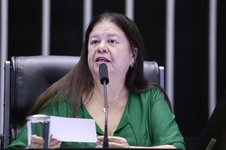 Comissão aprova regra para contratação de aprendizes e pessoas com deficiência pela administração pública