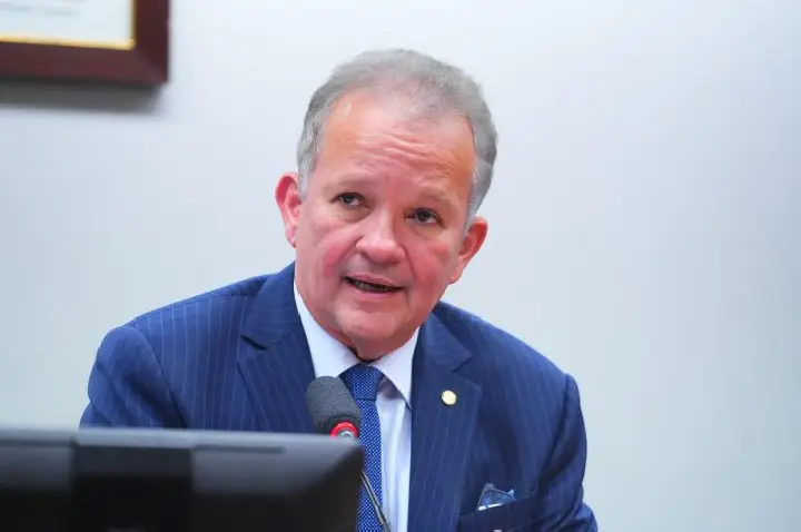 Comissão aprova regras para atendimento de pessoas com deficiência em concursos públicos