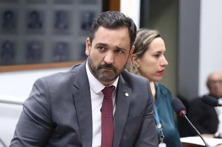 Comissão aprova regras para exercícios simulados entre pessoas traumatizadas por desastre