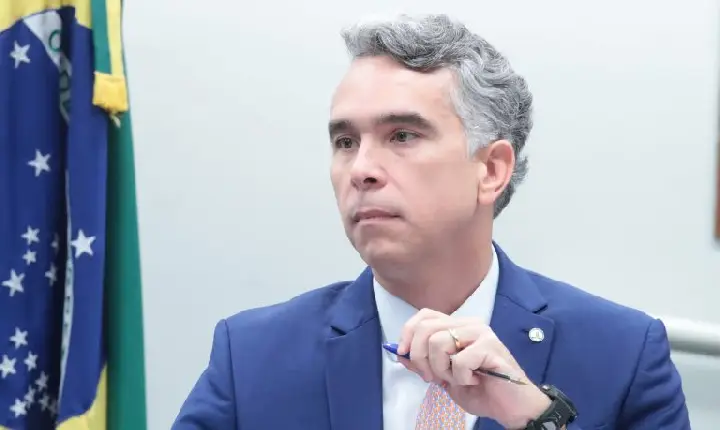 Comissão aprova regras para plano pedagógico de recuperação de alunos com baixo rendimento